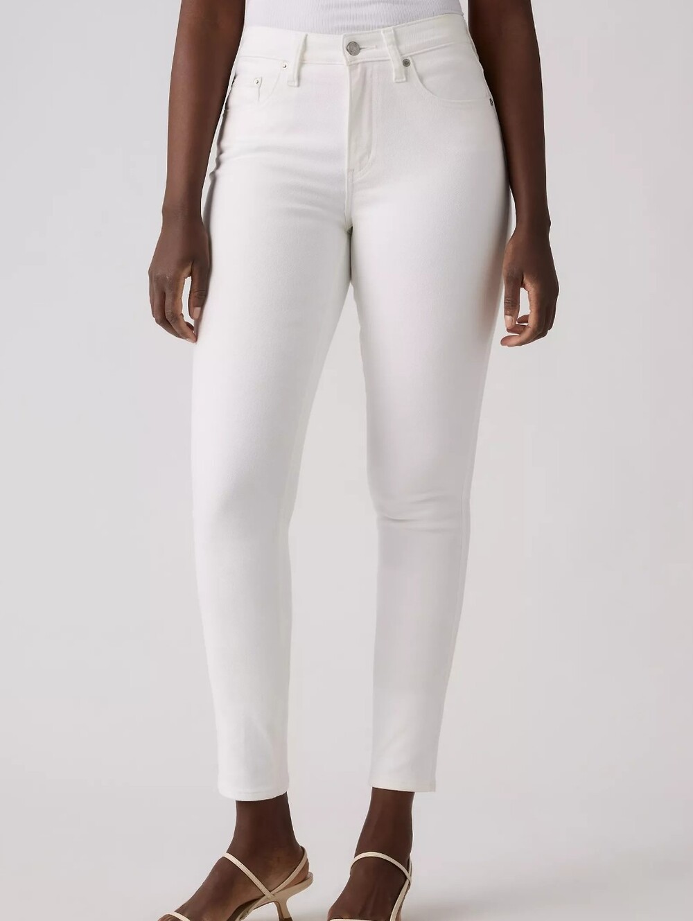 Levi's Women's High Rise White Skinny Jeans Size 29 NWT